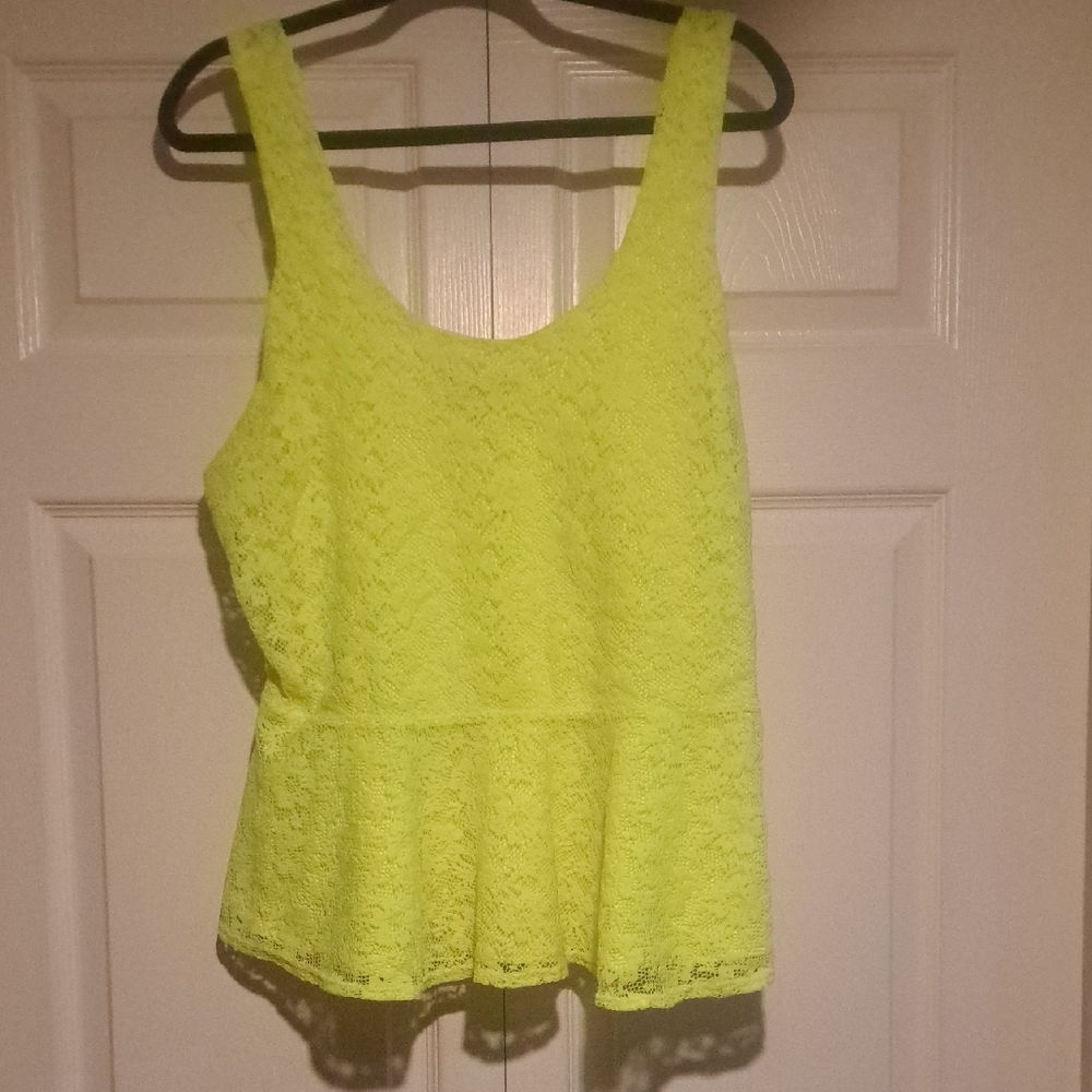 💛Chic Neon Lace Peplum Tank Top Perfect for the beach